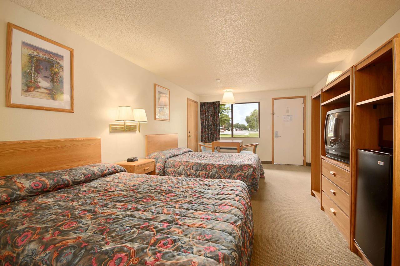 Days Inn By Wyndham Richland Quarto foto